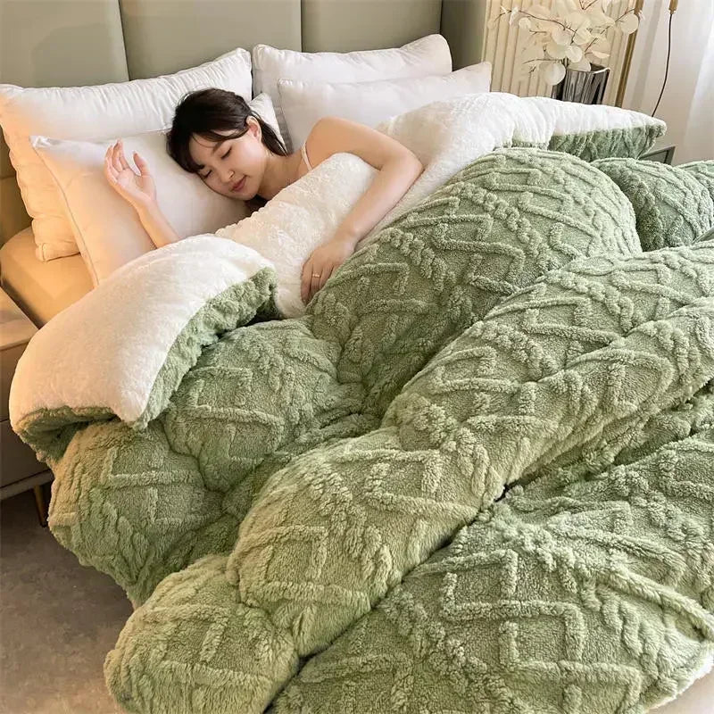 Super Thick Weighted Winter Blanket for Bed Faux Lamb